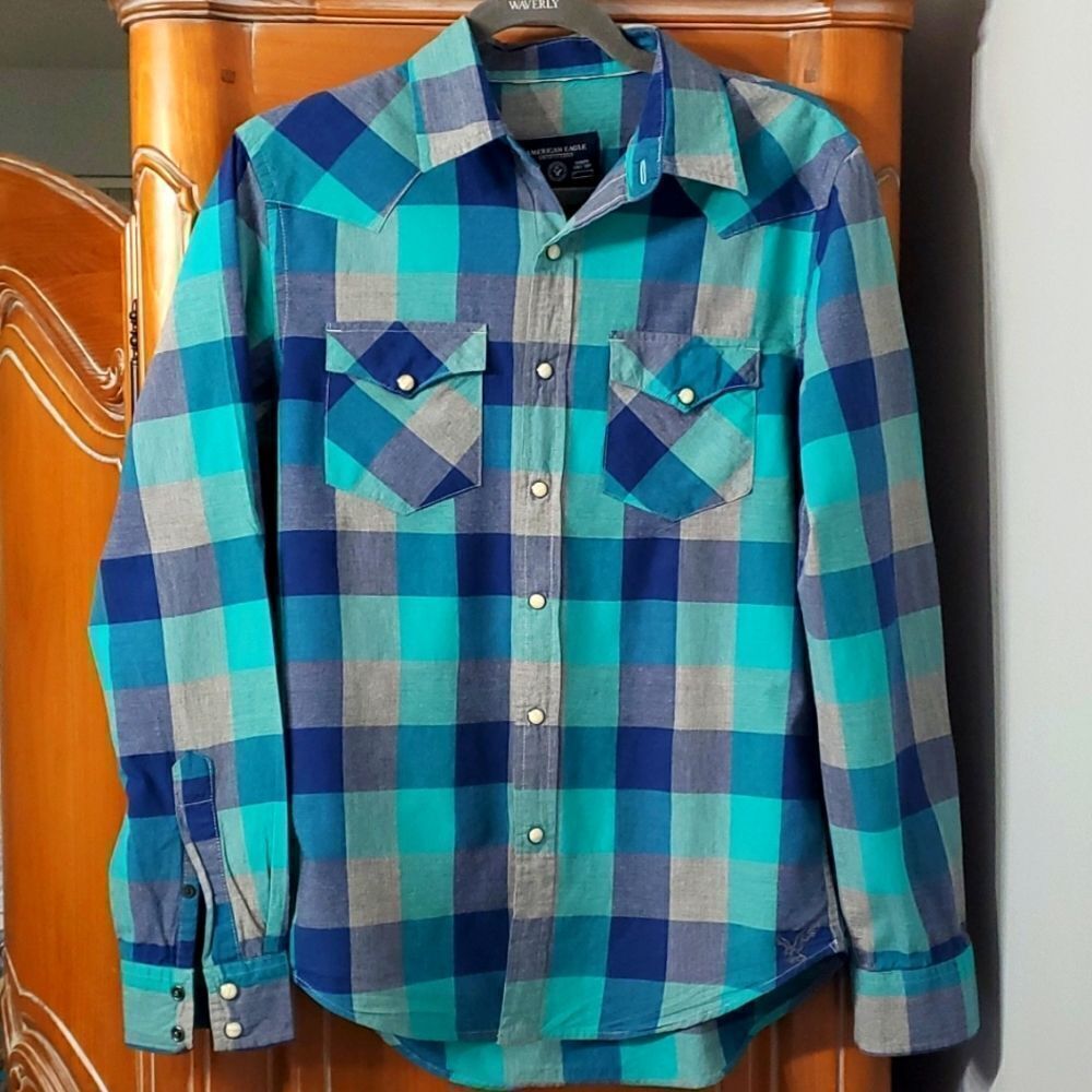 AMERICAN‎ EAGLE,  long sleeve plaid shirt, SP..Vintage Fit. Tourqwise/blu…